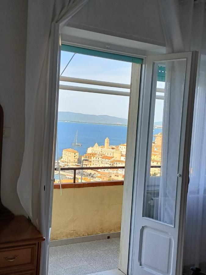 In Panoramica Da Mechina Apartment Porto Santo Stefano  Luaran gambar